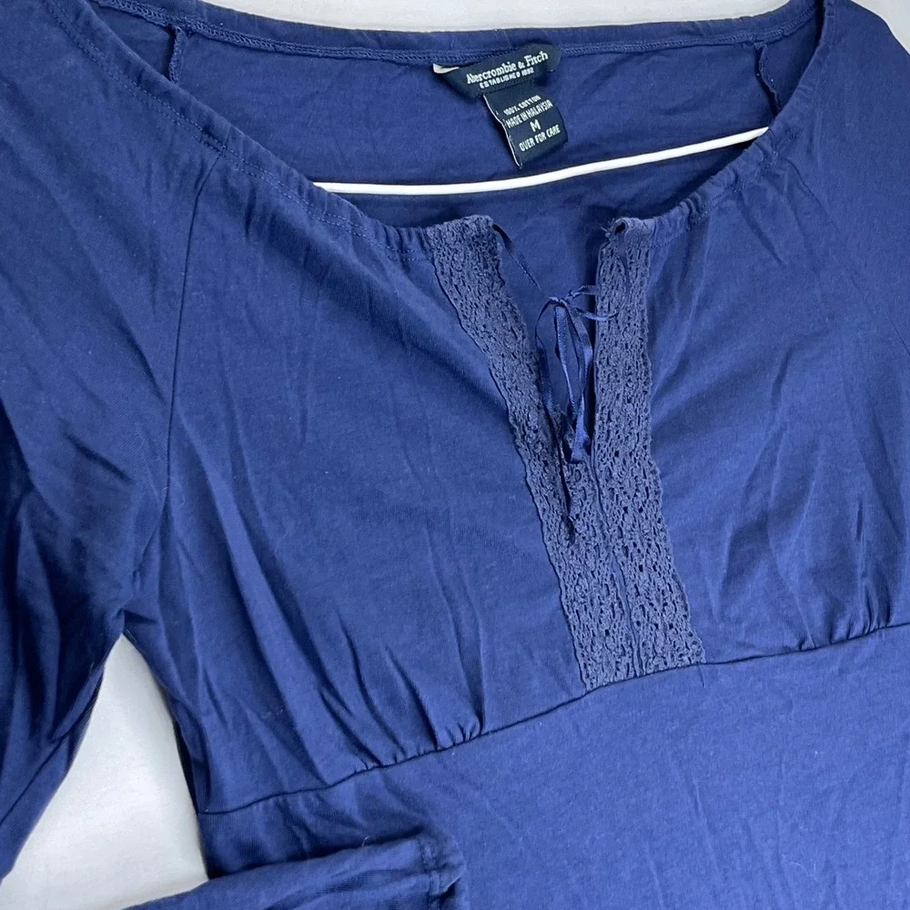 Abercrombie & Fitch Top Womens Medium Blue Cotton Crochet Lace Long Sleeve Y2K